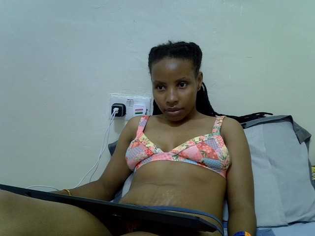 Beautyjaya3 live cam on BongaCams