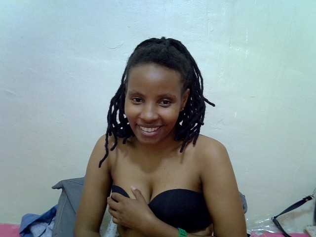 Beautyjaya3 live cam on BongaCams