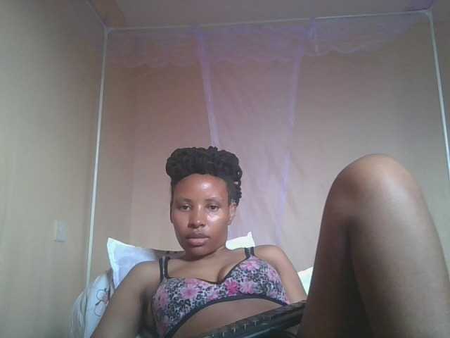 Beautyjaya3 live cam on BongaCams