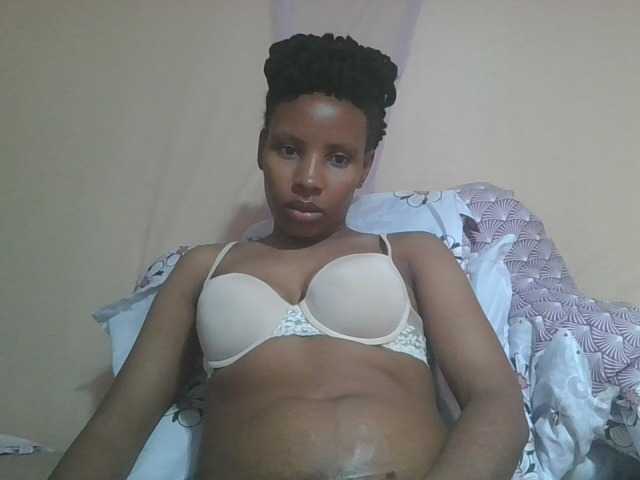 Beautyjaya3 live cam on BongaCams
