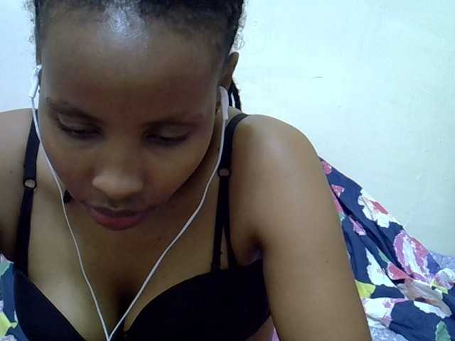 Beautyjaya3 live cam on BongaCams