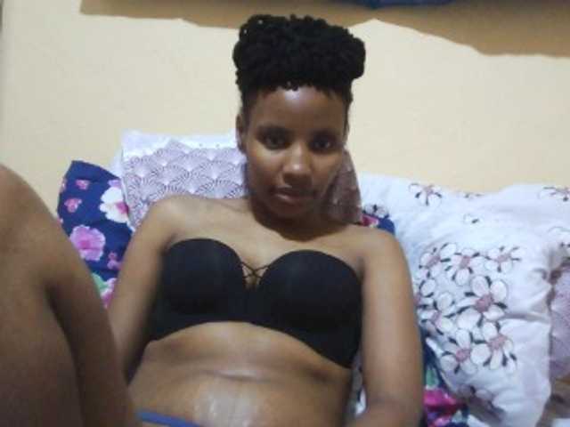 Beautyjaya3 live cam on BongaCams