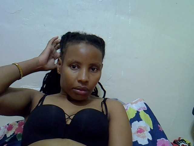 Beautyjaya3 live cam on BongaCams