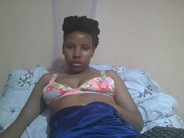 Beautyjaya3 live cam on BongaCams