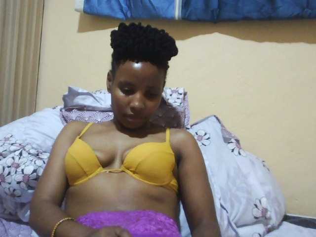 Beautyjaya3 live cam on BongaCams