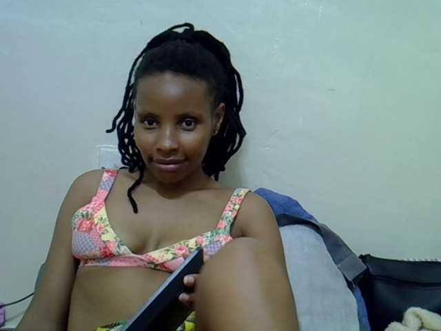 Beautyjaya3 live cam on BongaCams