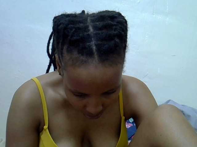 Beautyjaya3 live cam on BongaCams