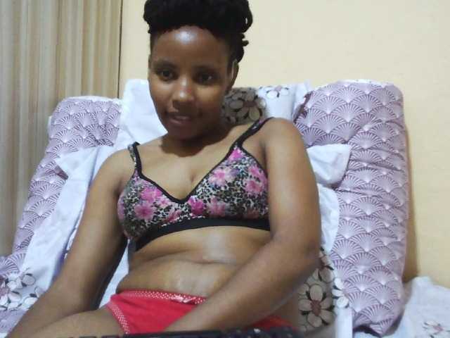 Beautyjaya3 live cam on BongaCams