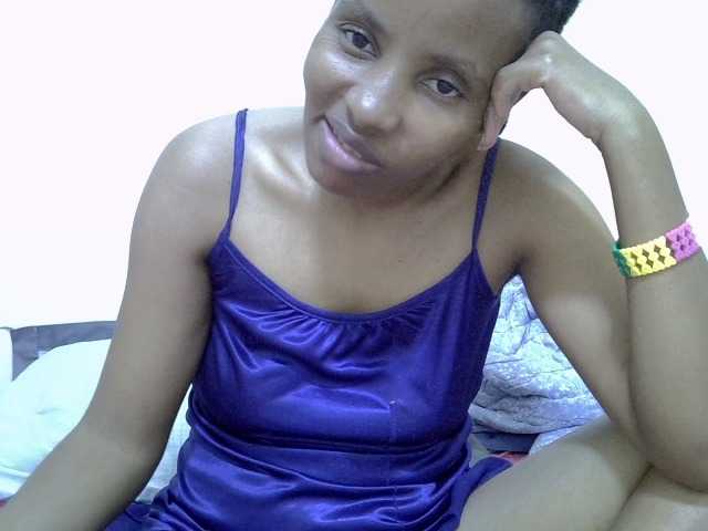 Beautyjaya3 live cam on BongaCams