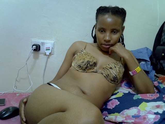 Beautyjaya3 live cam on BongaCams