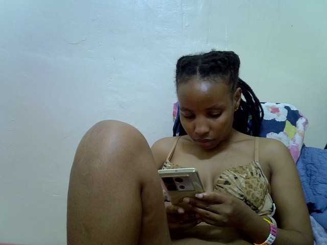 Beautyjaya3 live cam on BongaCams