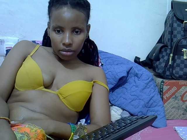 Beautyjaya3 live cam on BongaCams