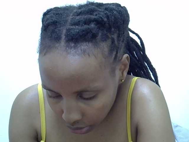Beautyjaya3 live cam on BongaCams