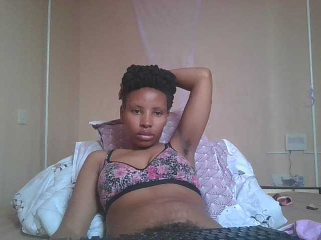 Beautyjaya3 live cam on BongaCams