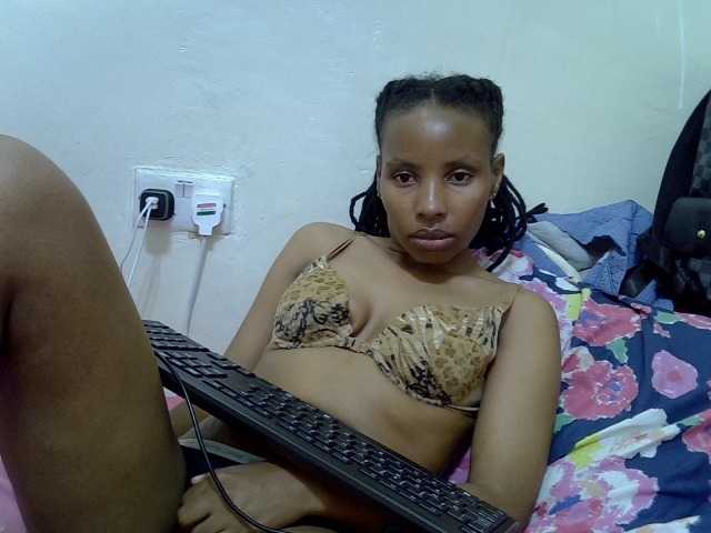 Beautyjaya3 live cam on BongaCams