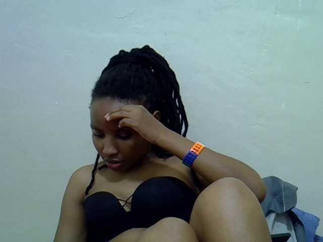 Beautyjaya3 live cam on BongaCams