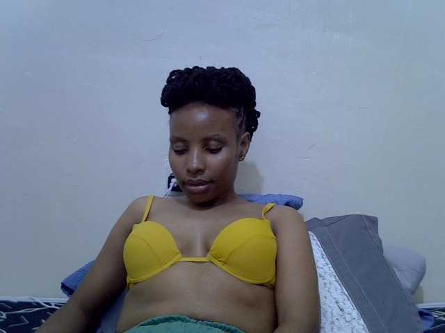 Beautyjaya3 live cam on BongaCams