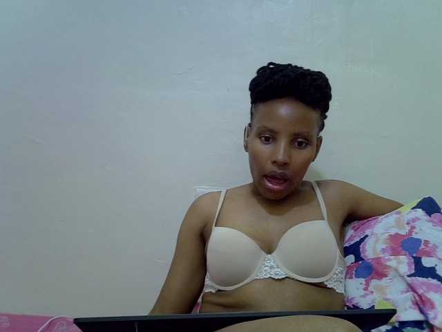 Beautyjaya3 live cam on BongaCams