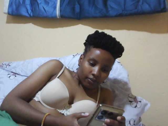 Beautyjaya3 live cam on BongaCams