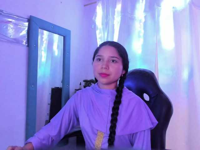 Milly-Way live cam on BongaCams