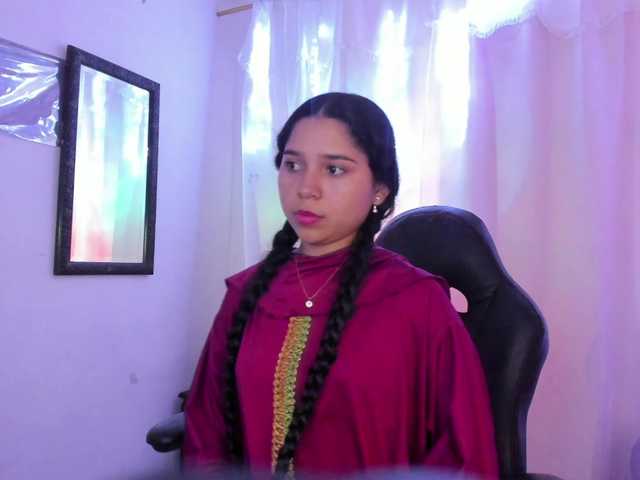 Milly-Way live cam on BongaCams