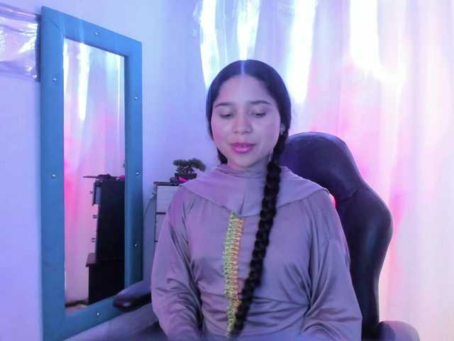 Milly-Way live cam on BongaCams