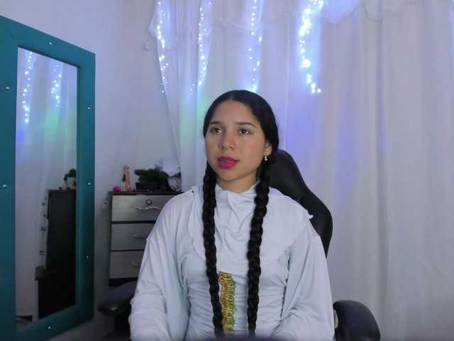 Milly-Way live cam on BongaCams