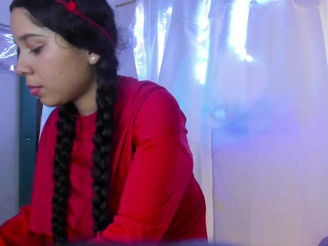 Milly-Way live cam on BongaCams