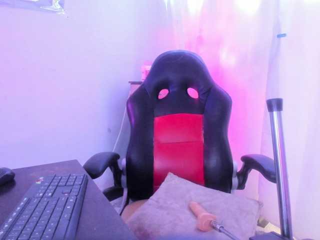 Milly-Way live cam on BongaCams