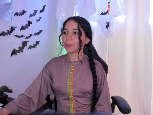 Milly-Way live cam preview