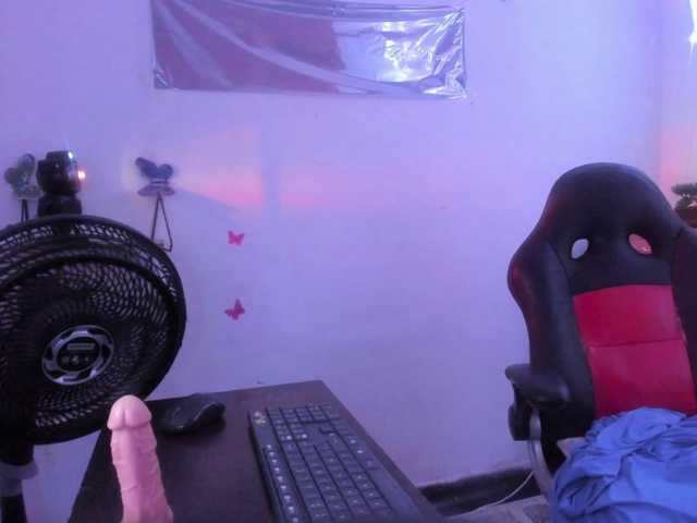 Milly-Way live cam on BongaCams