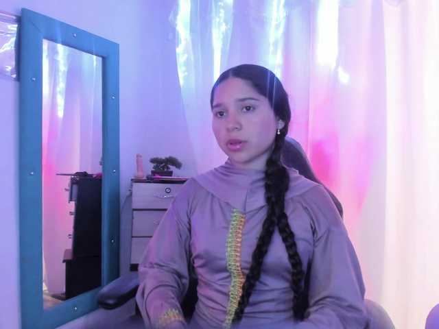 Milly-Way live cam preview