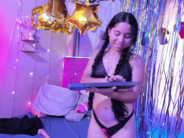 Milly-Way live cam on BongaCams