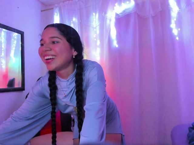 Milly-Way live cam on BongaCams