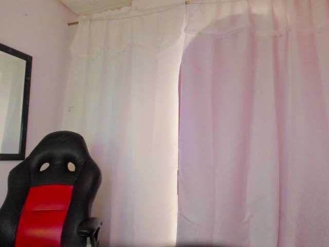Milly-Way live cam on BongaCams