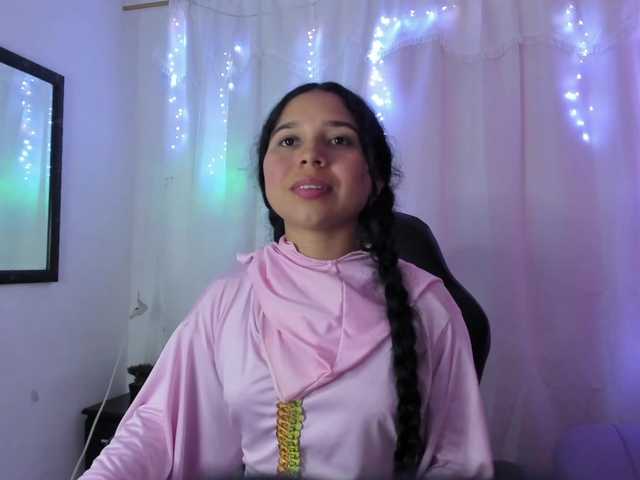 Milly-Way live cam on BongaCams