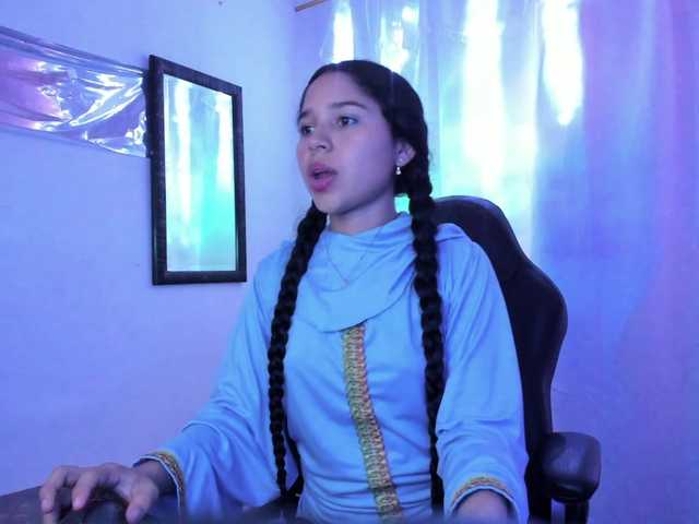 Milly-Way live cam on BongaCams