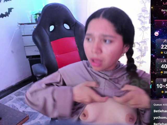 Milly-Way live cam on BongaCams