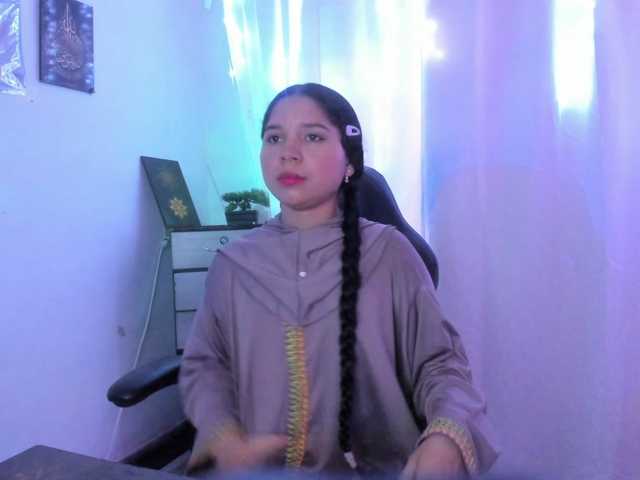 Milly-Way live cam on BongaCams
