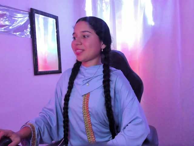 Milly-Way live cam on BongaCams