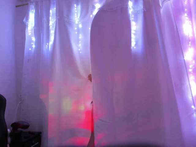 Milly-Way live webcam show