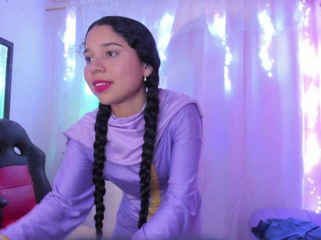 Milly-Way live cam on BongaCams