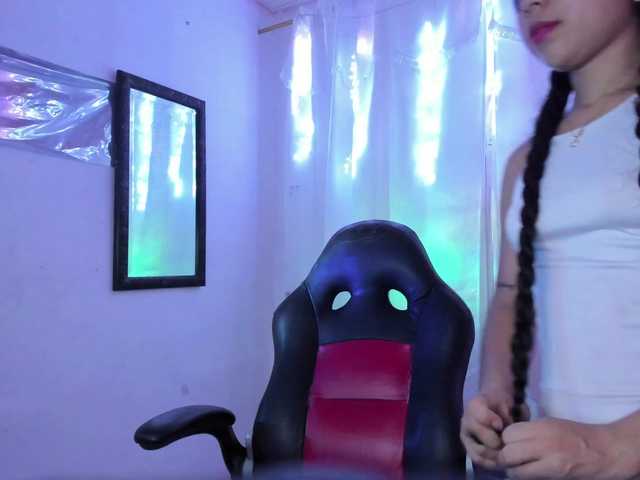 Milly-Way live cam on BongaCams