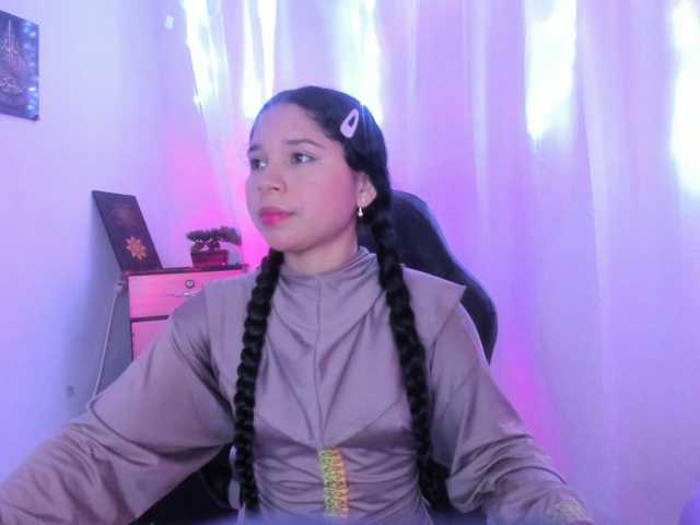 Milly-Way live cam on BongaCams