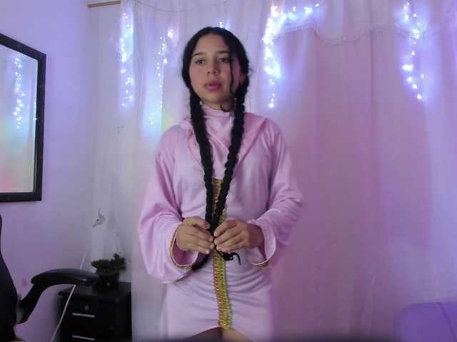 Milly-Way live cam on BongaCams