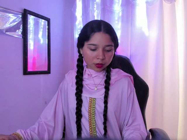 Milly-Way live cam on BongaCams