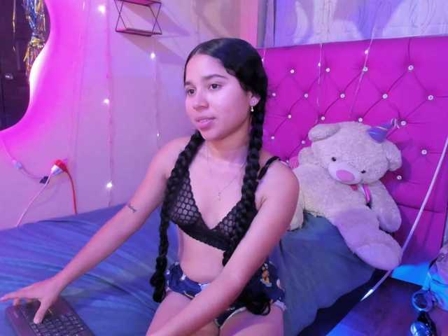 Milly-Way live cam on BongaCams