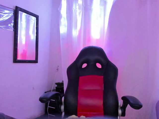 Milly-Way live cam on BongaCams