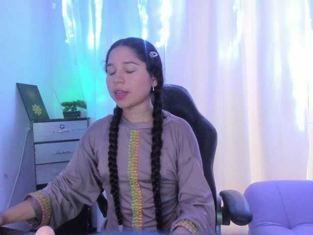 Milly-Way live cam on BongaCams