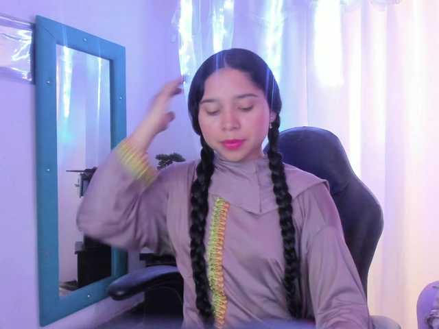 Milly-Way live cam on BongaCams